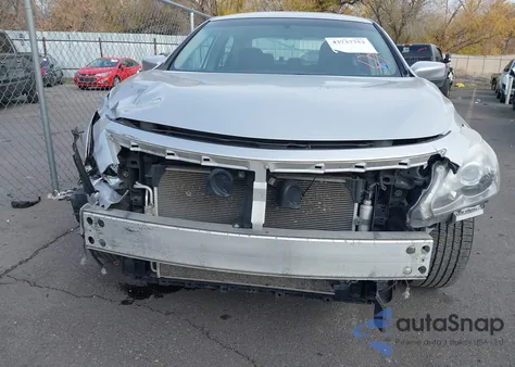 2013 Nissan Altima 2.5 Sv z USA, uszkodzony, nr VIN 1N4AL3AP2DN457187